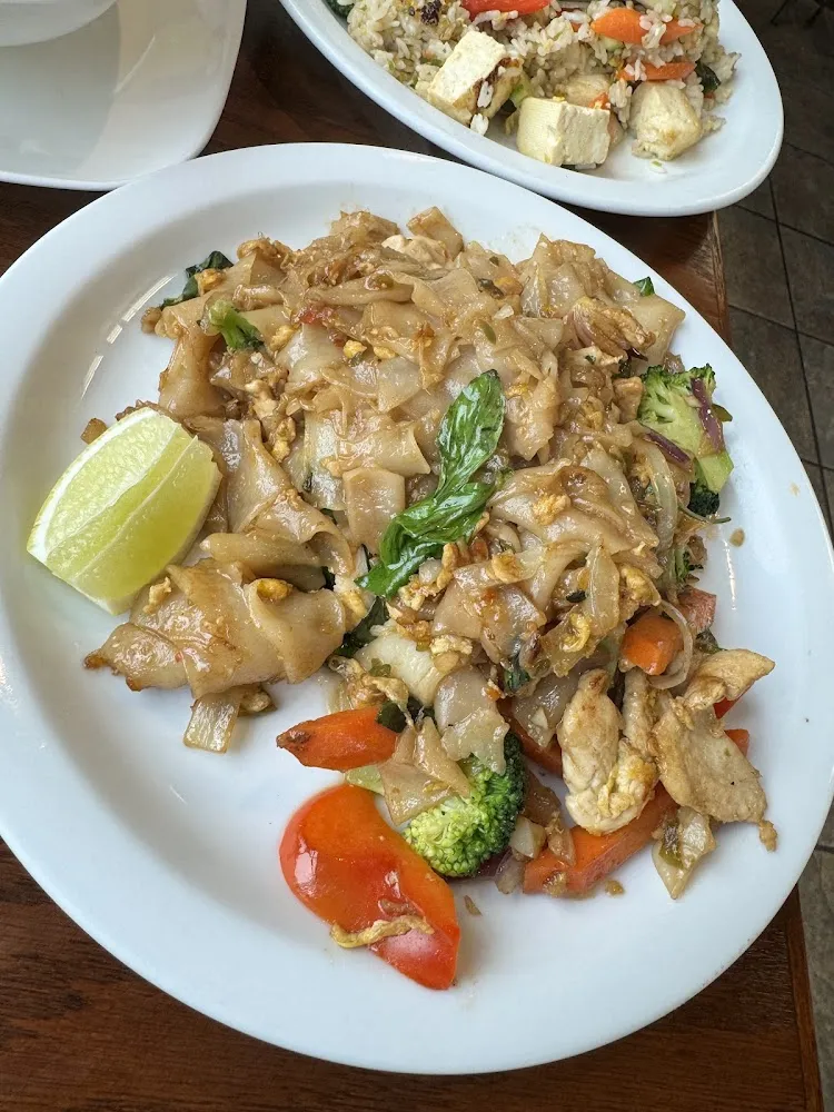 Drunken Noodles with Chicken