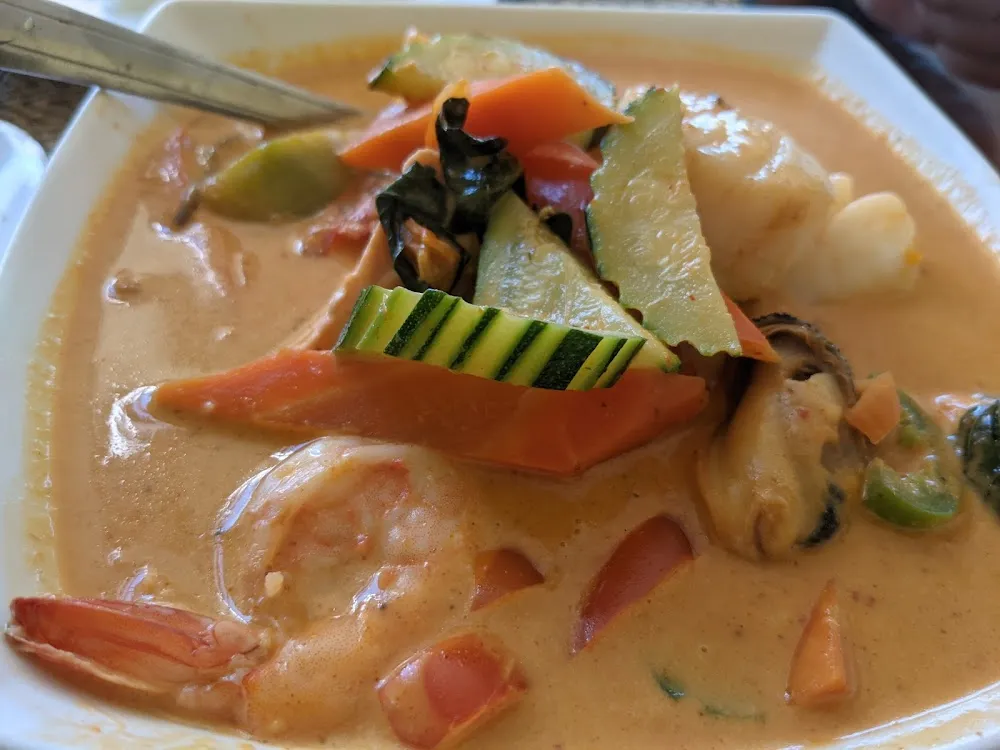 Red Curry Seafood Combination